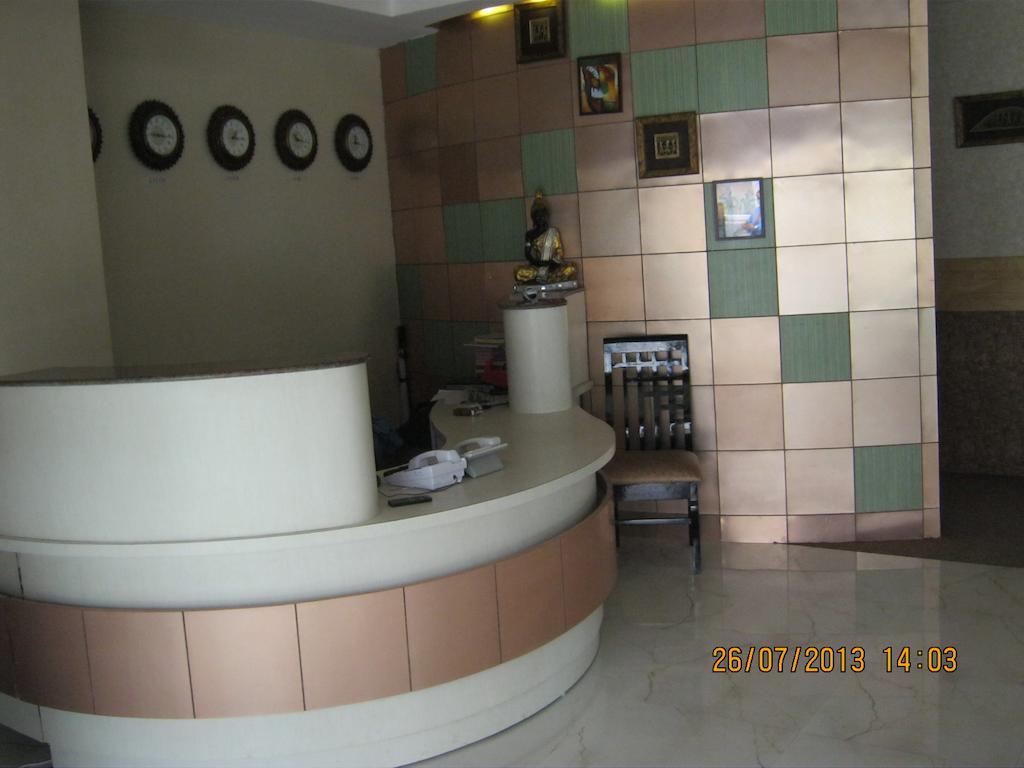 Hotel The Royal Court 4*